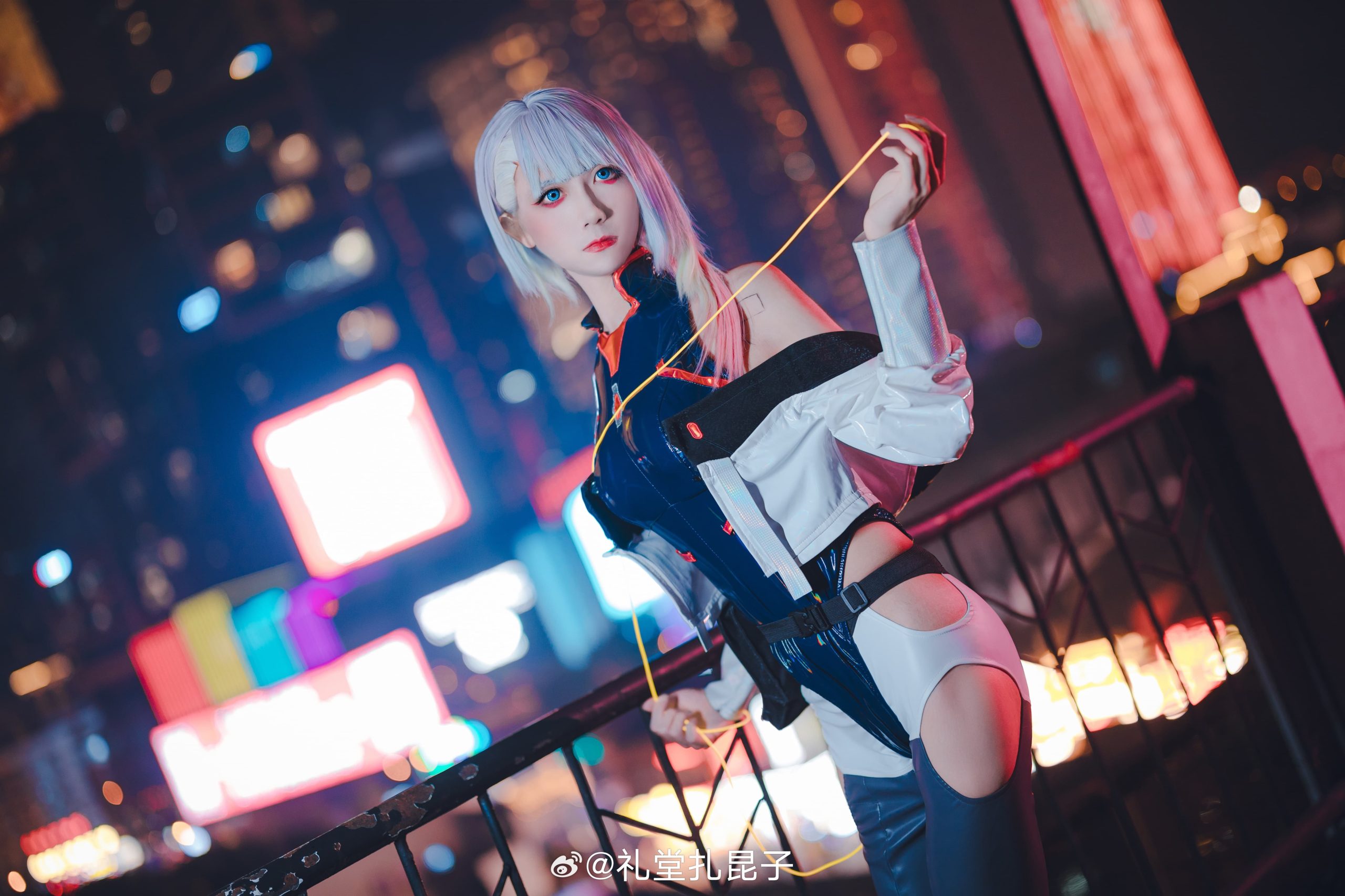 [COSPlay]夜之城没有活着的传说，只有永不消逝的爱-二次元COS分享次元吧