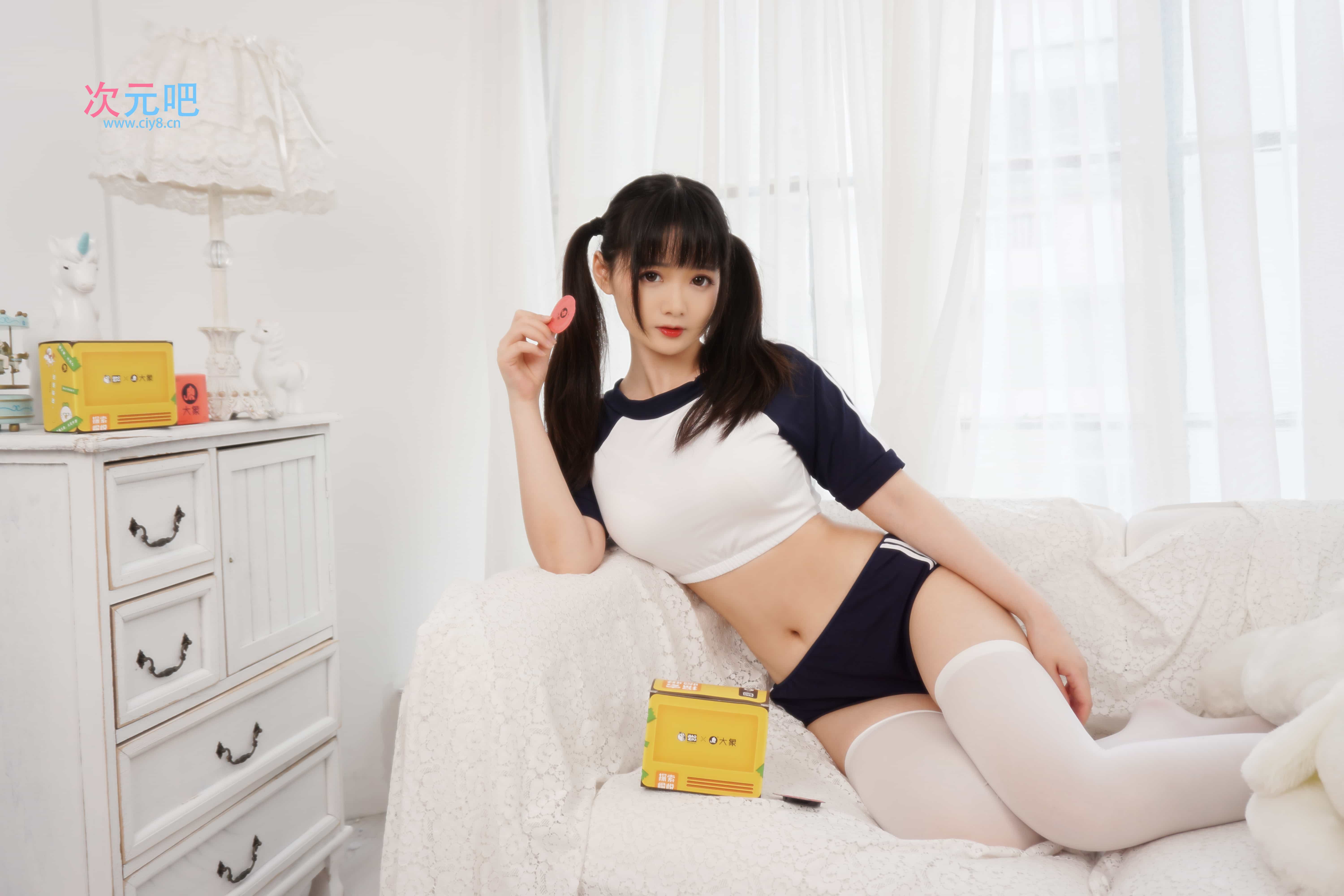 七海抹茶酱 - 弹幕盒-二次元COS分享次元吧