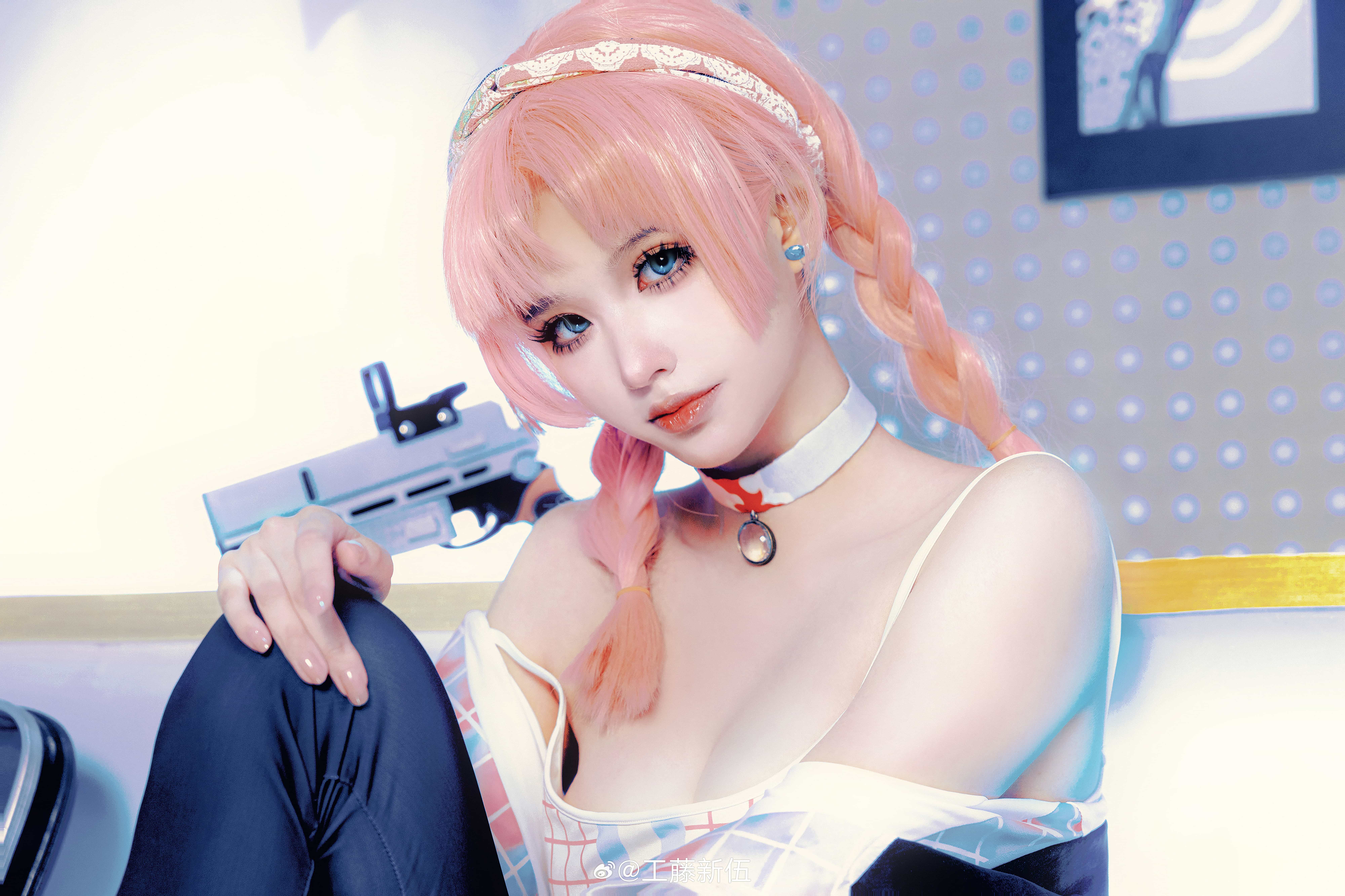 [COSplay]明日方舟 蓝毒·浅滩律动-二次元COS分享次元吧