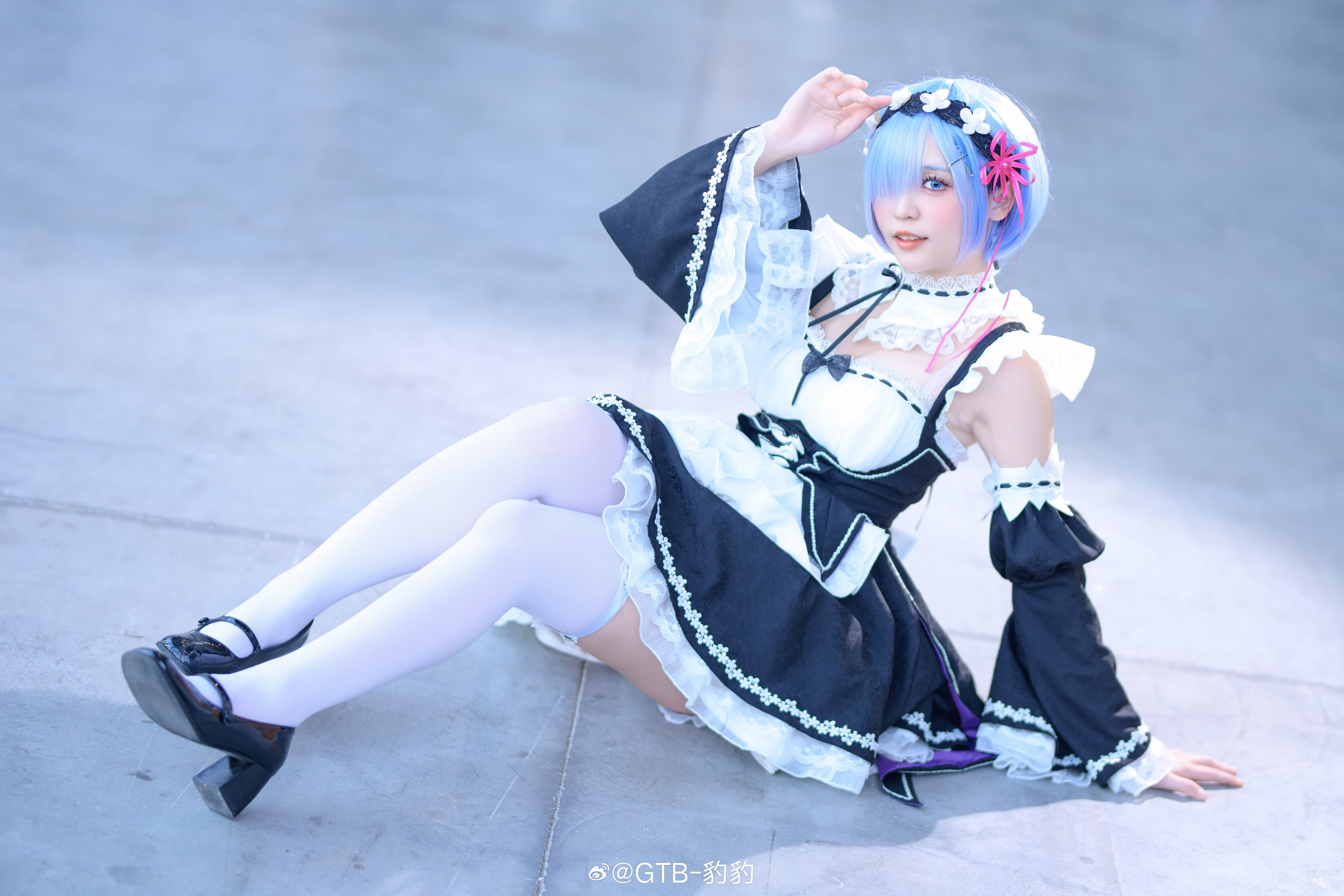 [COSplay]雷姆知道，昴是哪怕身处无边的黑暗中，也会伸出手的勇敢之人-二次元COS分享次元吧