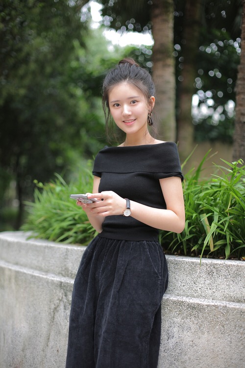 笑靥如花-二次元COS分享次元吧