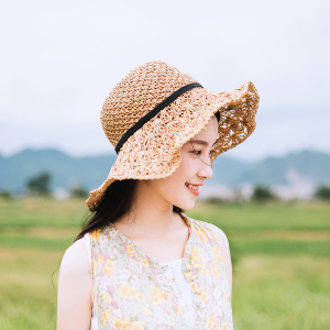 阴天的田野上见到你仍有阳光-二次元COS分享次元吧