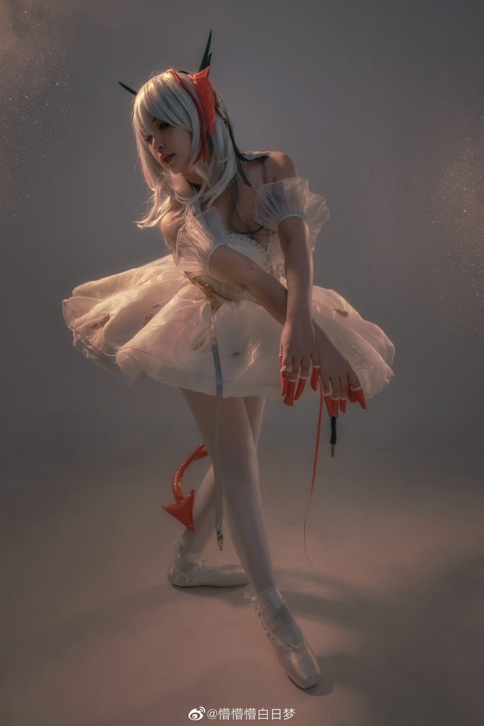 图片[4]-二次元COS分享【COS】明日方舟-懵懵懵白日梦-二次元COS分享次元吧