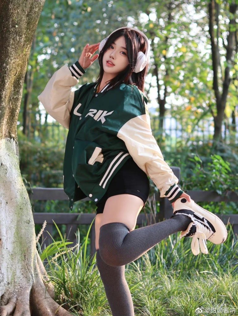 图片[3]-二次元COS分享抱她是公主抱，抱我就是123起是吧?-二次元COS分享次元吧