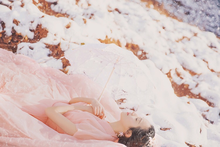 图片[13]-二次元COS分享The snow girl-二次元COS分享次元吧