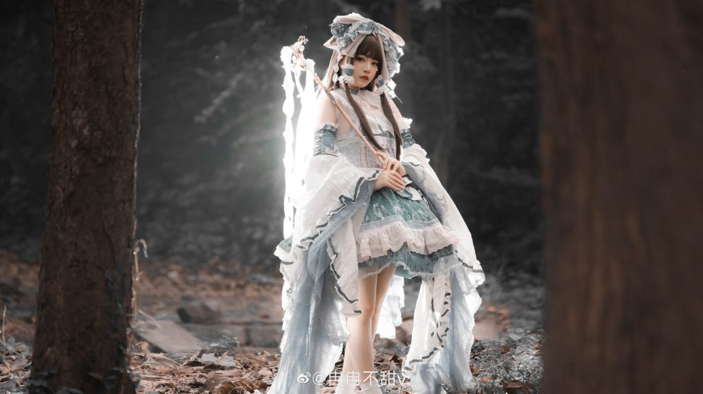 图片[3]-二次元COS分享【cos正片】@冉冉不甜v-博丽灵梦-二次元COS分享次元吧