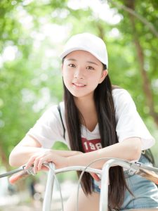 单车少女-二次元COS分享次元吧