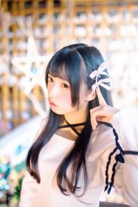 假装听不见-二次元COS分享次元吧