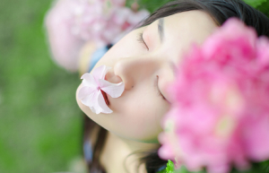 微风轻轻吹过，我在想你-二次元COS分享次元吧