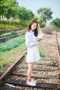 春天的阳光-二次元COS分享次元吧