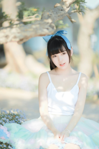 夏日冰淇淋-二次元COS分享次元吧