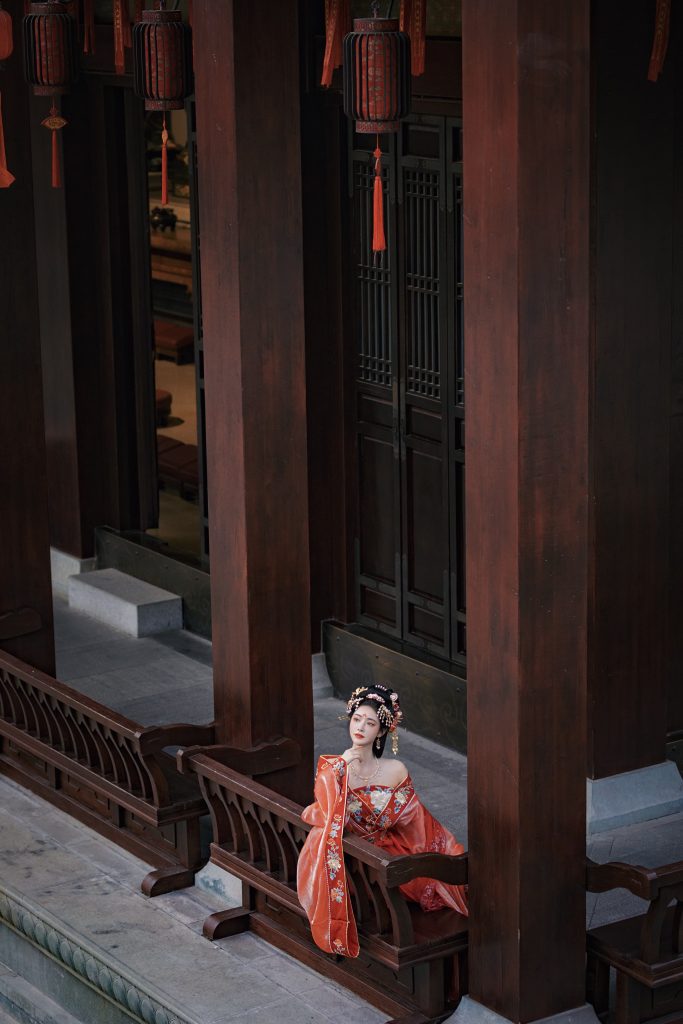 图片[11]-二次元COS分享【汉服】国庆 最喜欢的颜色是中国红🇨🇳 ​​​-二次元COS分享次元吧