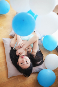 气球少女-二次元COS分享次元吧