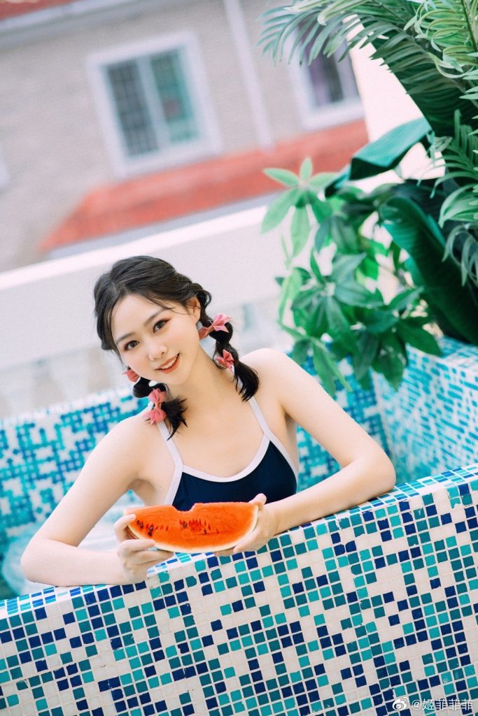 图片[1]-二次元COS分享[写真]死水库- 少女的夏天永远充满热烈和浪漫~-二次元COS分享次元吧