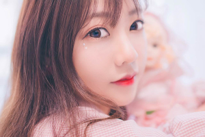 草莓味的春天-二次元COS分享次元吧