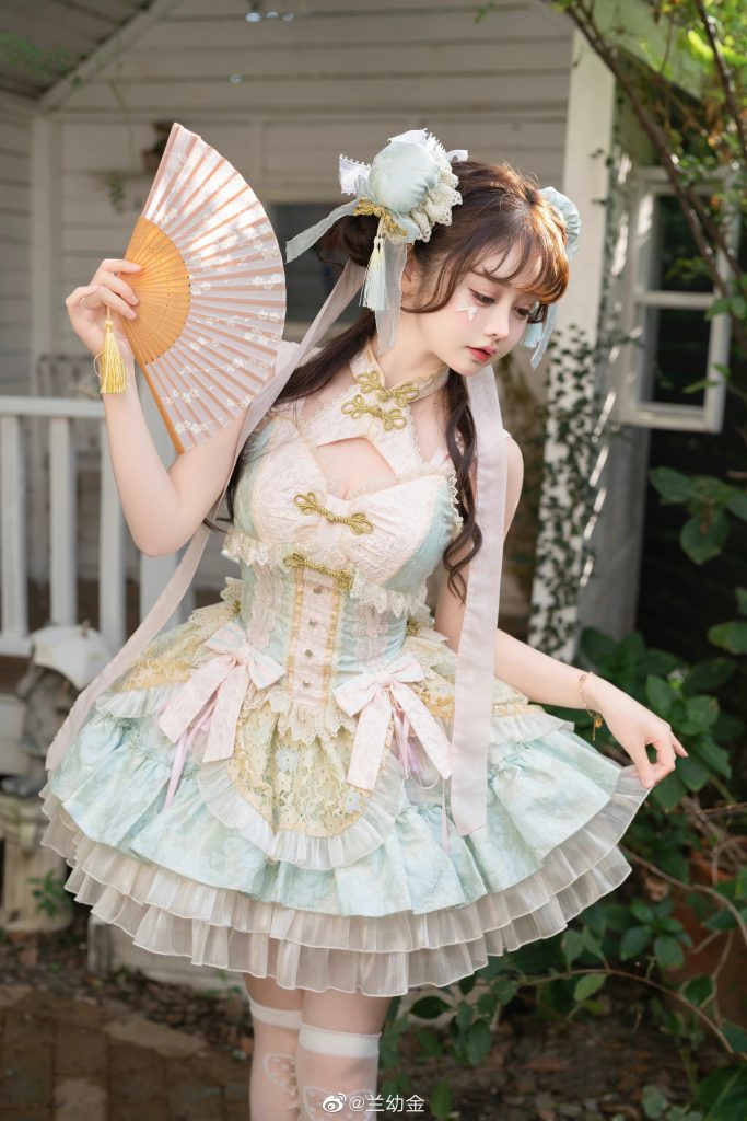 图片[1]-二次元COS分享[lolita装]兰幼金-二次元COS分享次元吧