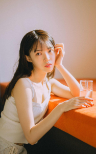 慵懒-二次元COS分享次元吧