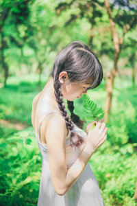 立夏-二次元COS分享次元吧