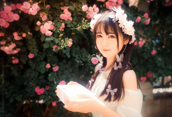 不爱玫瑰爱蔷薇-二次元COS分享次元吧