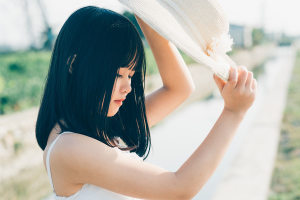 四月的你-二次元COS分享次元吧