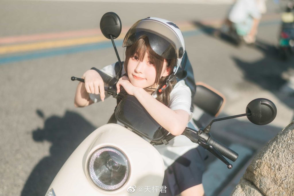 图片[1]-二次元COS分享[JK制服]骑上我心爱的小摩托-二次元COS分享次元吧
