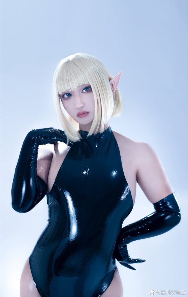 图片[5]-二次元COS分享[COS]@白科夫斯基-第一次穿乳胶衣拍片有点小激动呢，效果非常的好！-二次元COS分享次元吧
