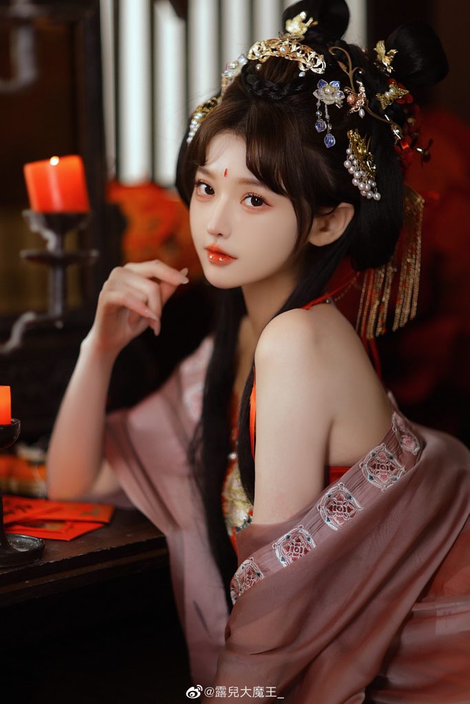 图片[1]-二次元COS分享[COS]2023兔年贺图 宝贝们新年快乐~ ❤️❤️❤️-二次元COS分享次元吧