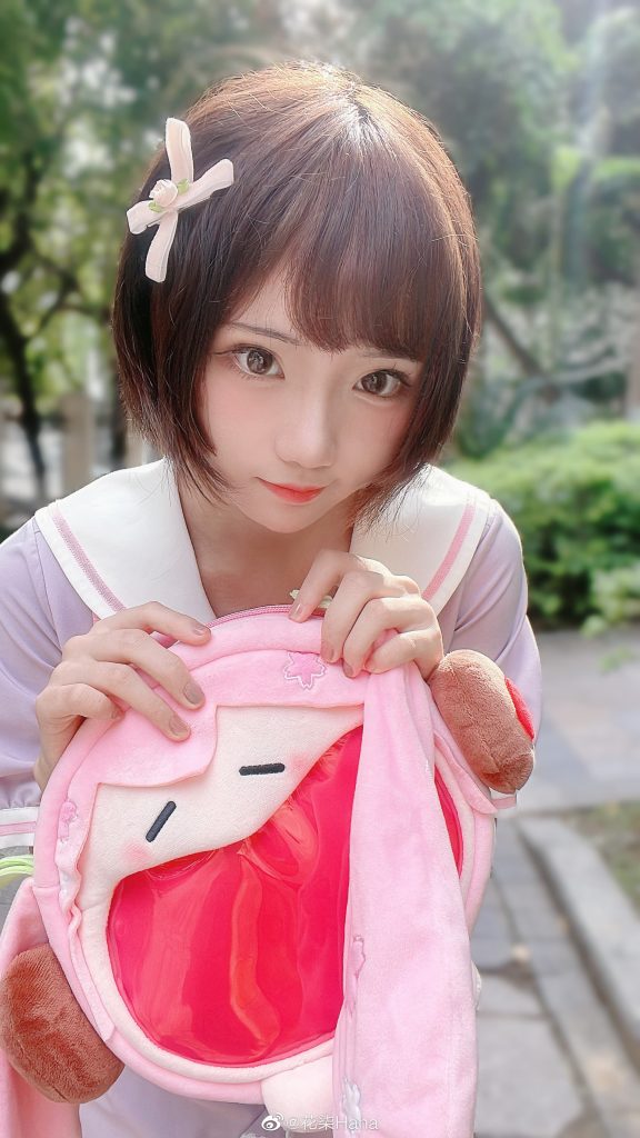 图片[1]-二次元COS分享[COS]春天来啦背着樱初音的包包出门玩看樱花🌸吧-二次元COS分享次元吧