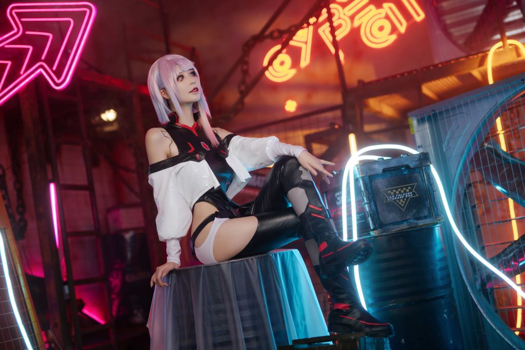 图片[2]-二次元COS分享爱老师PhD – 赛博朋克 露西-二次元COS分享次元吧