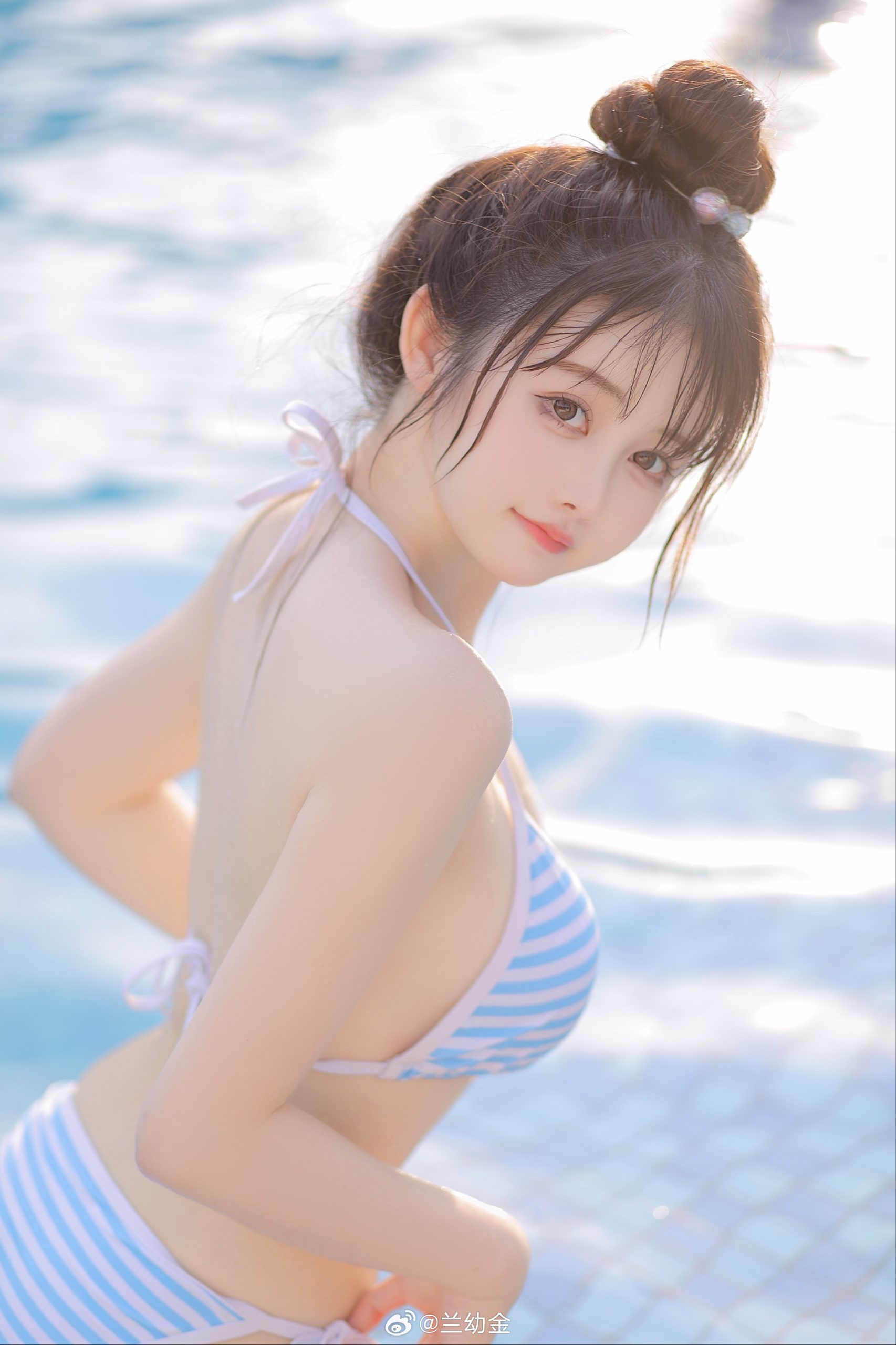 图片[3]-二次元COS分享[写真]幼金の泳池比基尼写真👙-二次元COS分享次元吧