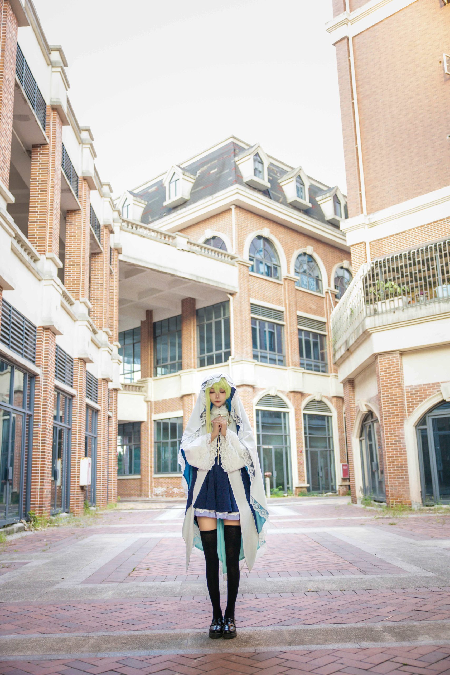 图片[4]-二次元COS分享艾西Aiwest – 白圣女与黑牧师 塞西莉娅-二次元COS分享次元吧