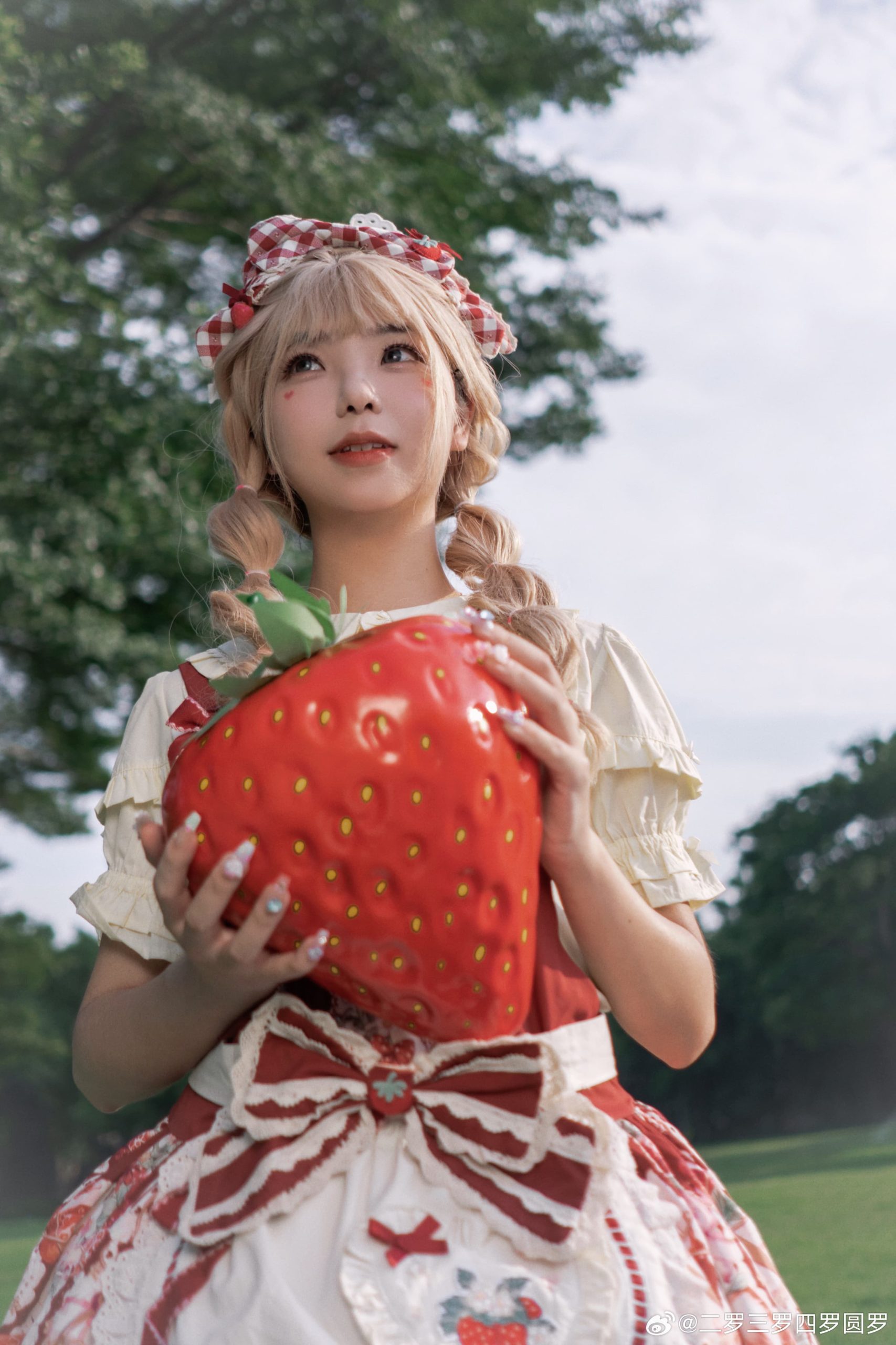 图片[4]-二次元COS分享LOLITA 洛丽塔-二次元COS分享次元吧