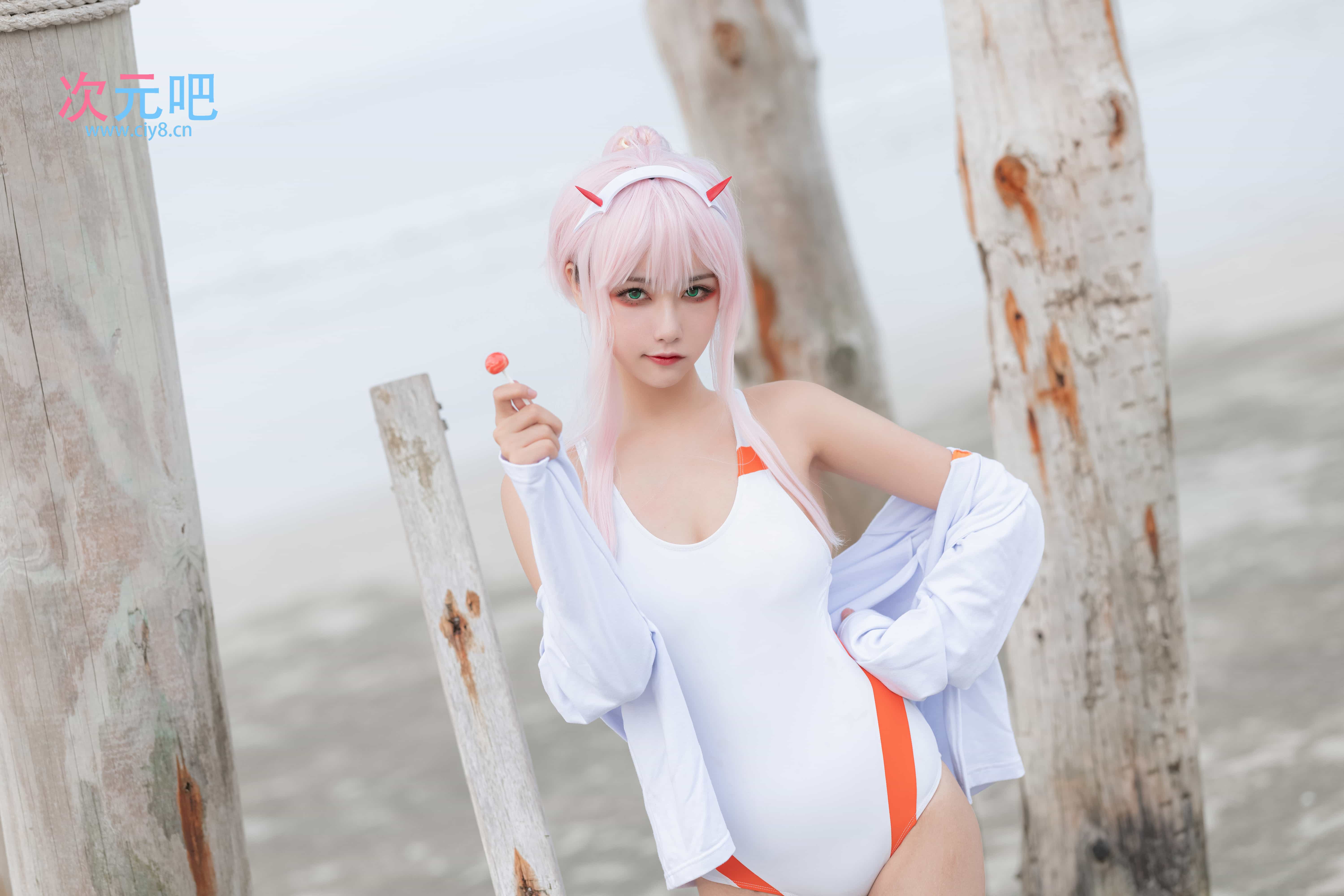 图片[2]-二次元COS分享Momoko葵葵 - DARLING in the FRANXX 02 泳装 兔女郎&花嫁