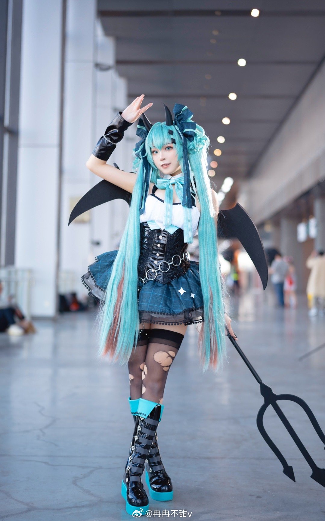 图片[8]-二次元COS分享[COSplay]小浣熊miku-二次元COS分享次元吧