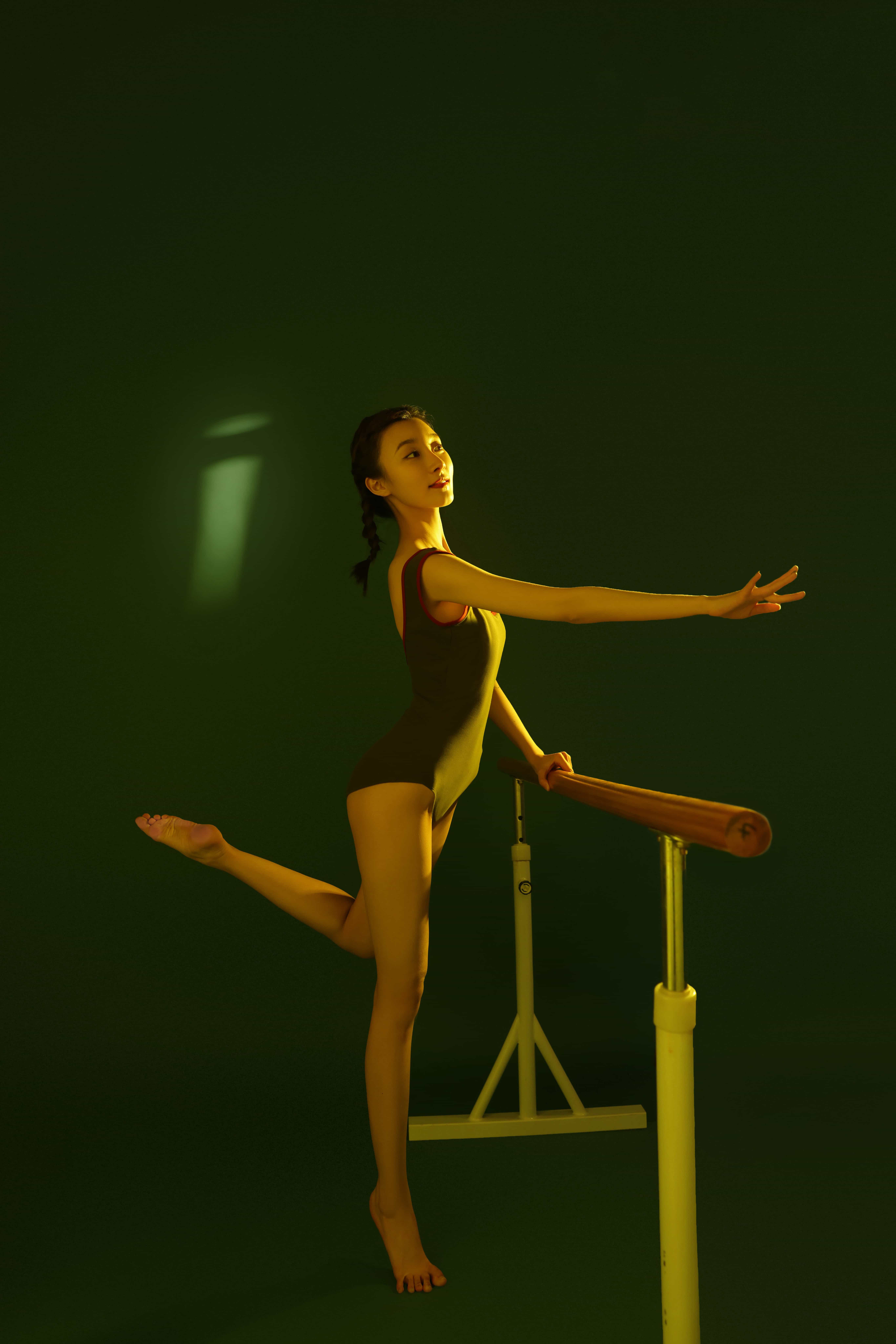 图片[1]-二次元COS分享GALLI嘉丽 – 舞蹈生日记 芳华-二次元COS分享次元吧