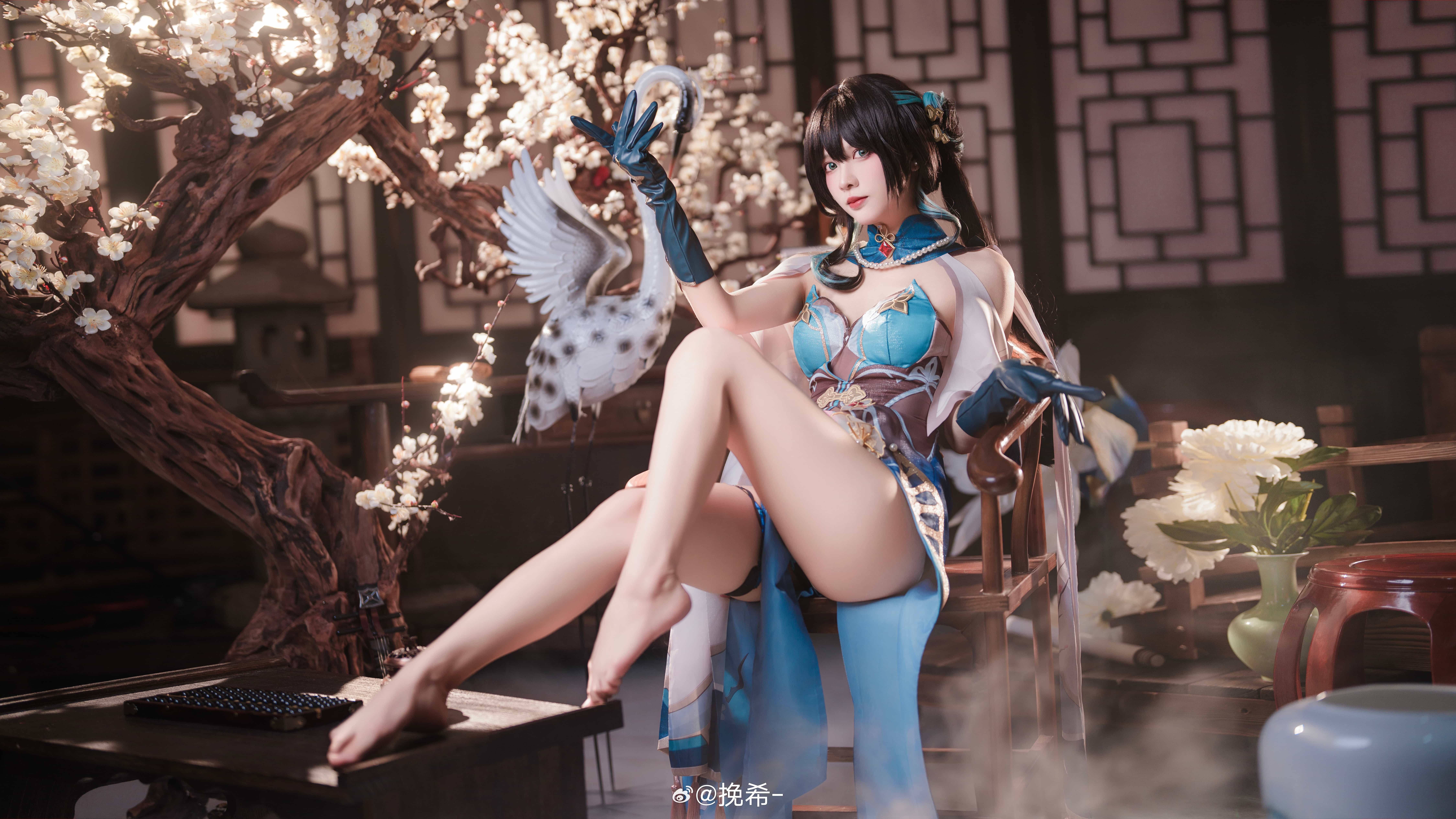 [COSplay]吃点吗？这糕点用的梅花是新渍的，我为它排了很久的队-二次元COS分享次元吧
