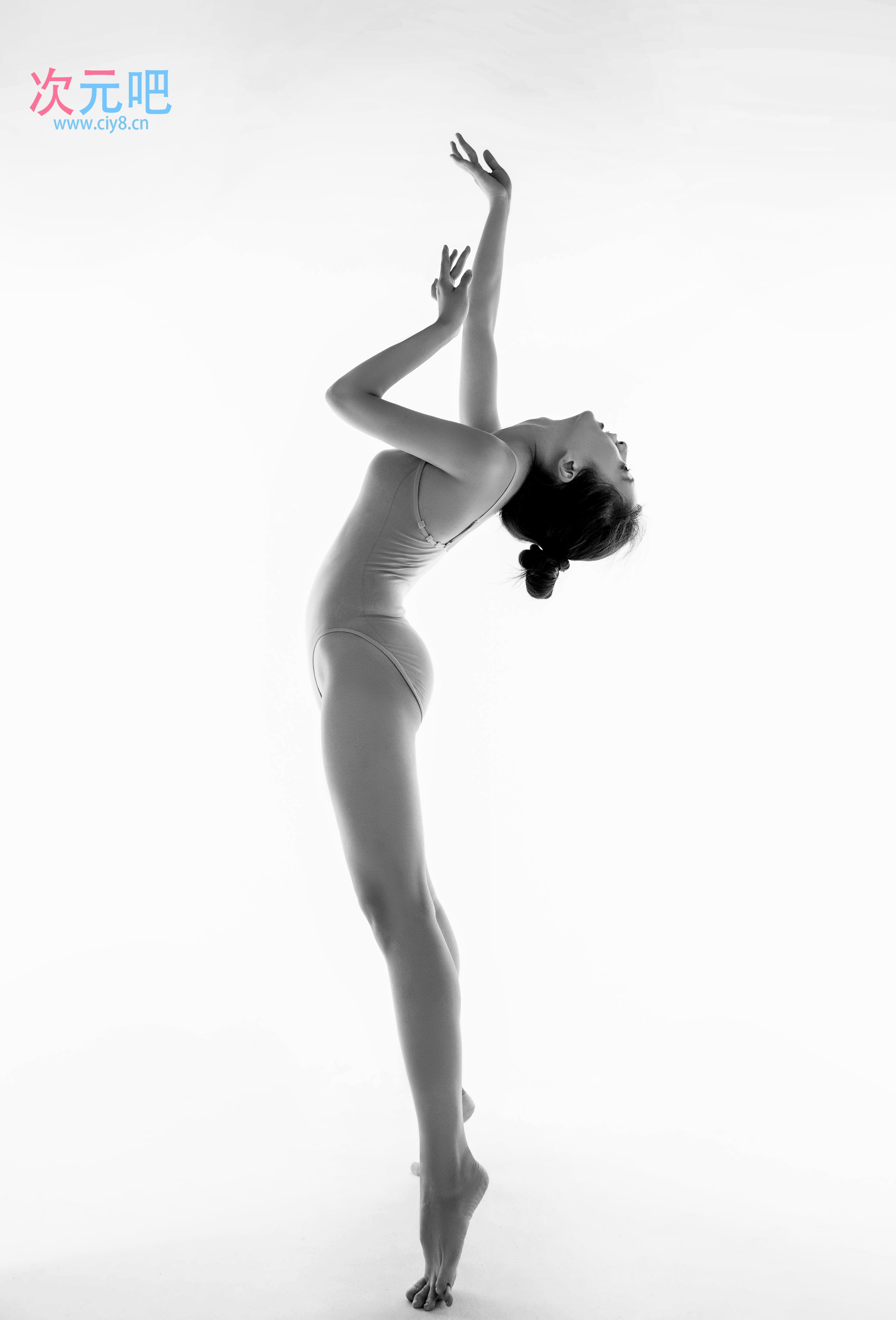 图片[1]-二次元COS分享GALLI嘉丽 - 舞蹈生日记 佳美 1