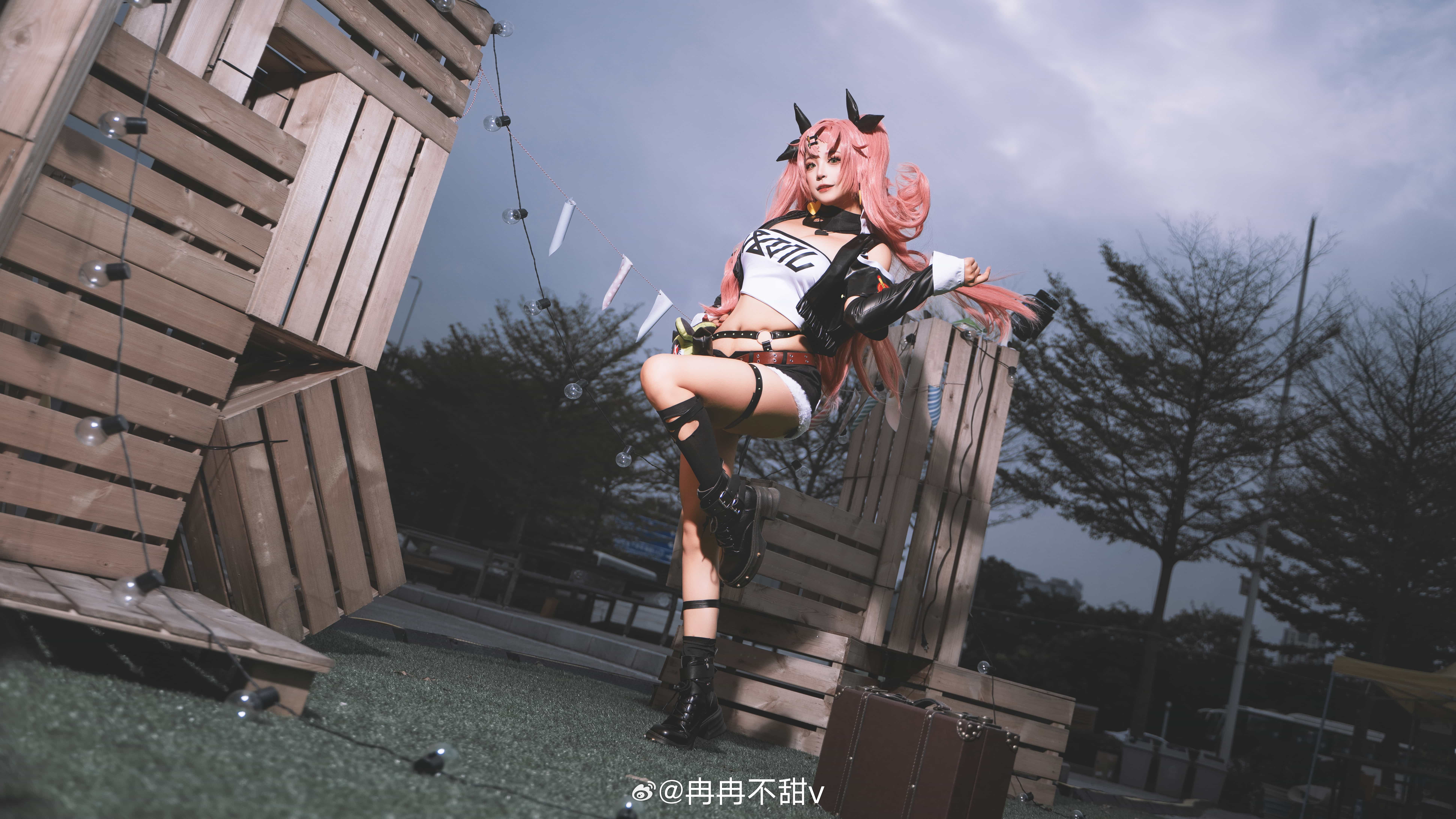 图片[1]-二次元COS分享[COSplay]💕绞兔有三窟，妮可三百窟！-二次元COS分享次元吧