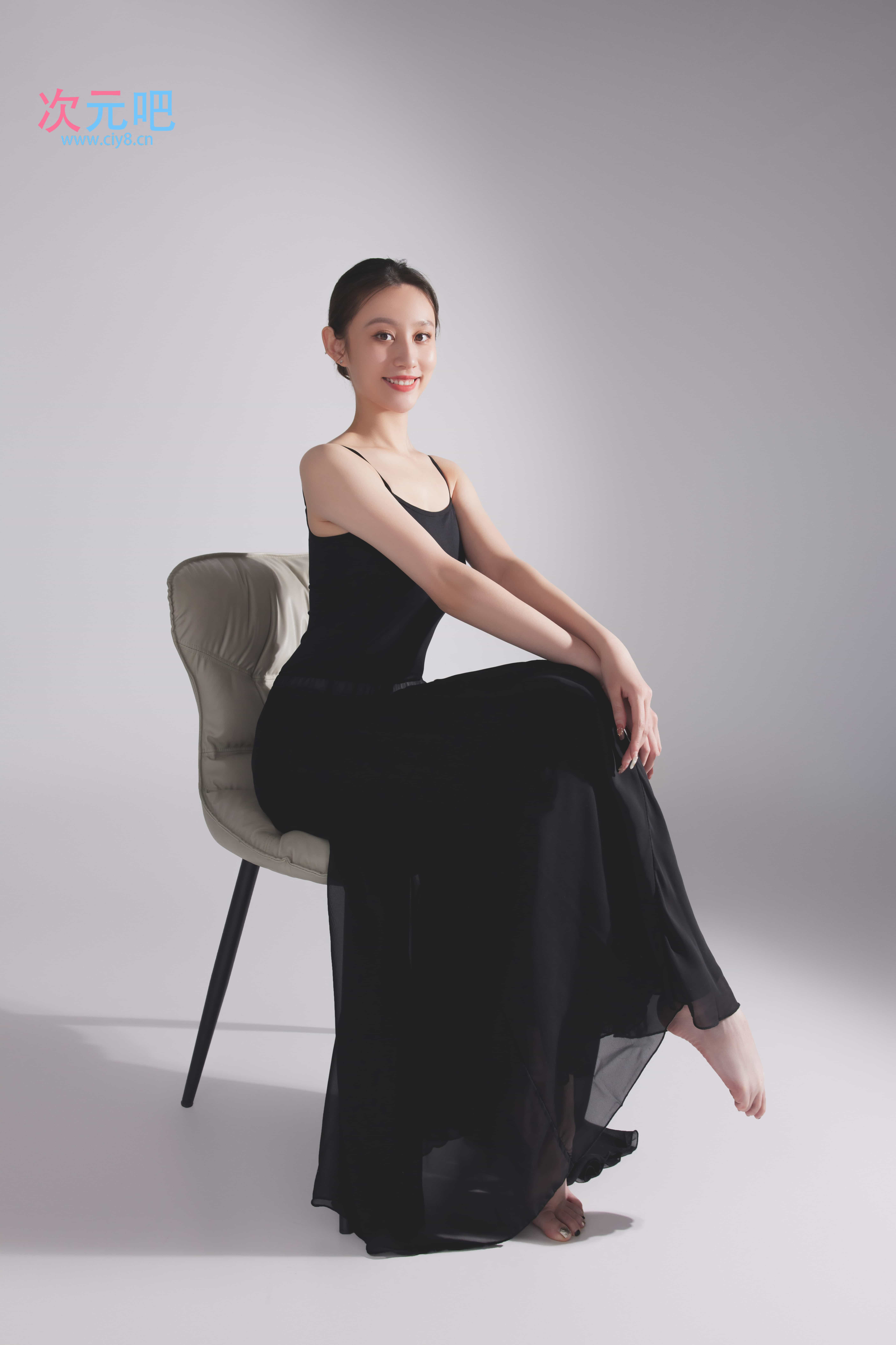 图片[3]-二次元COS分享GALLI嘉丽 – 舞蹈生日记 雷钰航-二次元COS分享次元吧