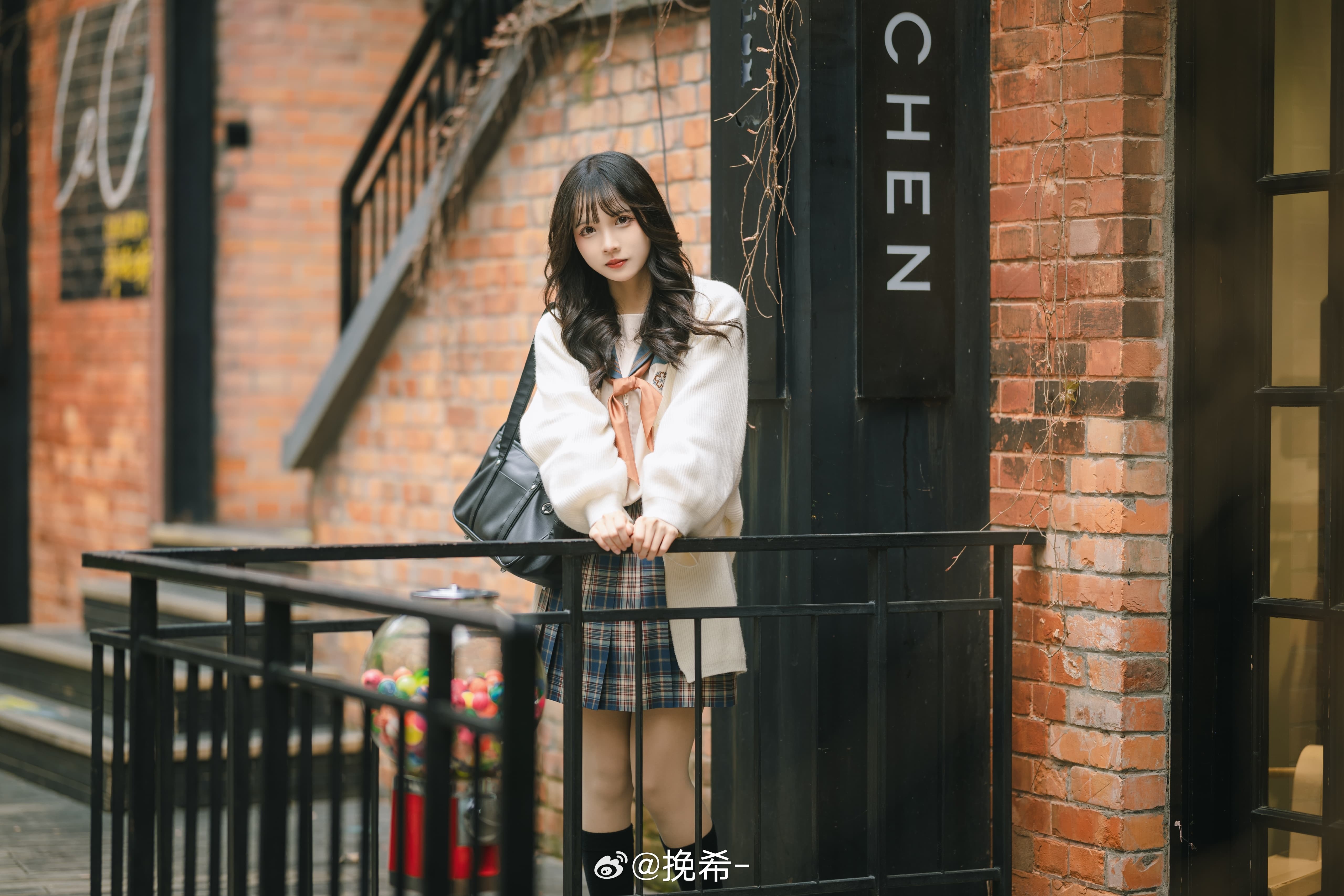 图片[1]-二次元COS分享[JK]上周的武康路citywalk-二次元COS分享次元吧