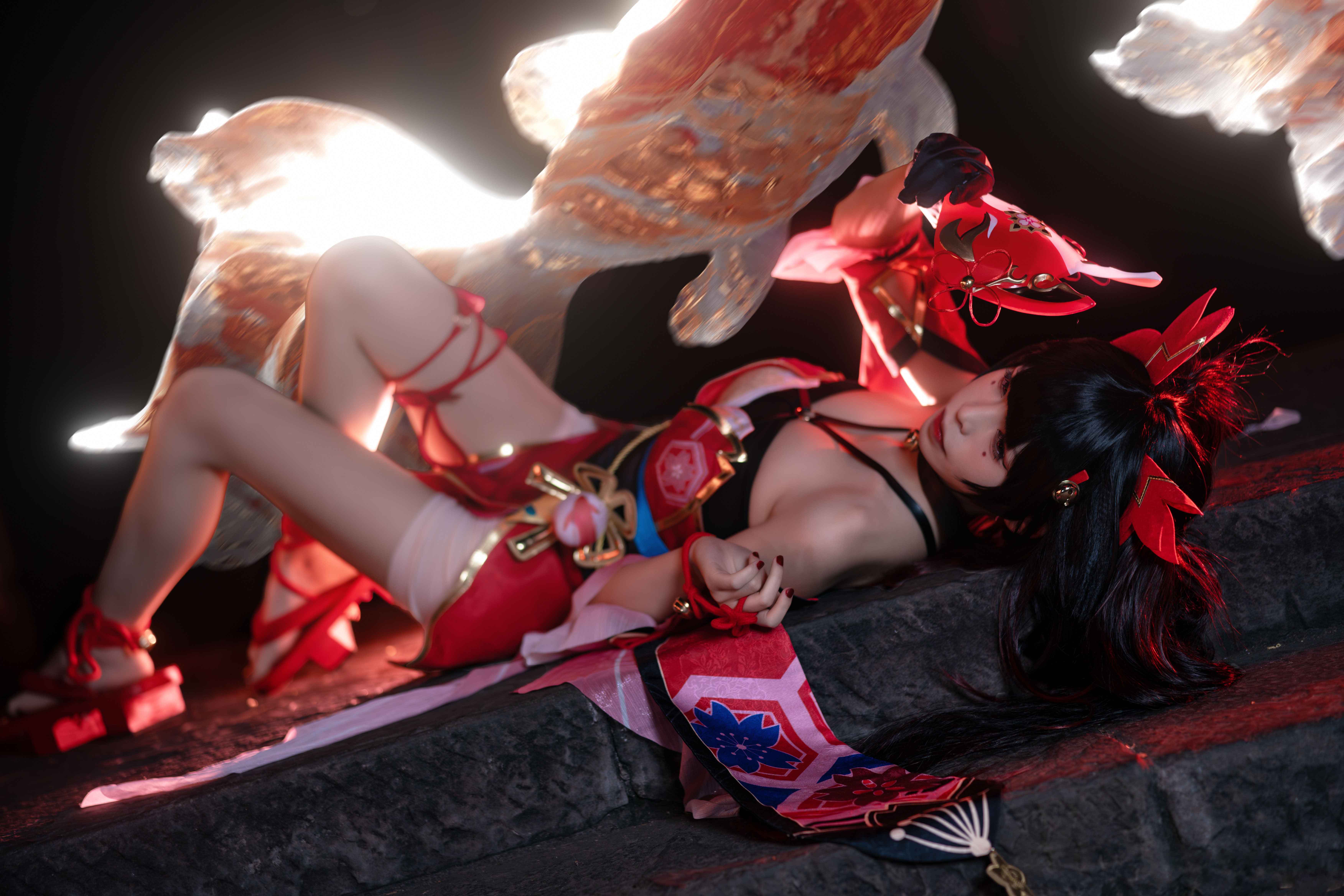 图片[1]-二次元COS分享[COSplaay]这世界像个马戏团，昼夜不停地上演着禽兽相争的滑稽戏-二次元COS分享次元吧