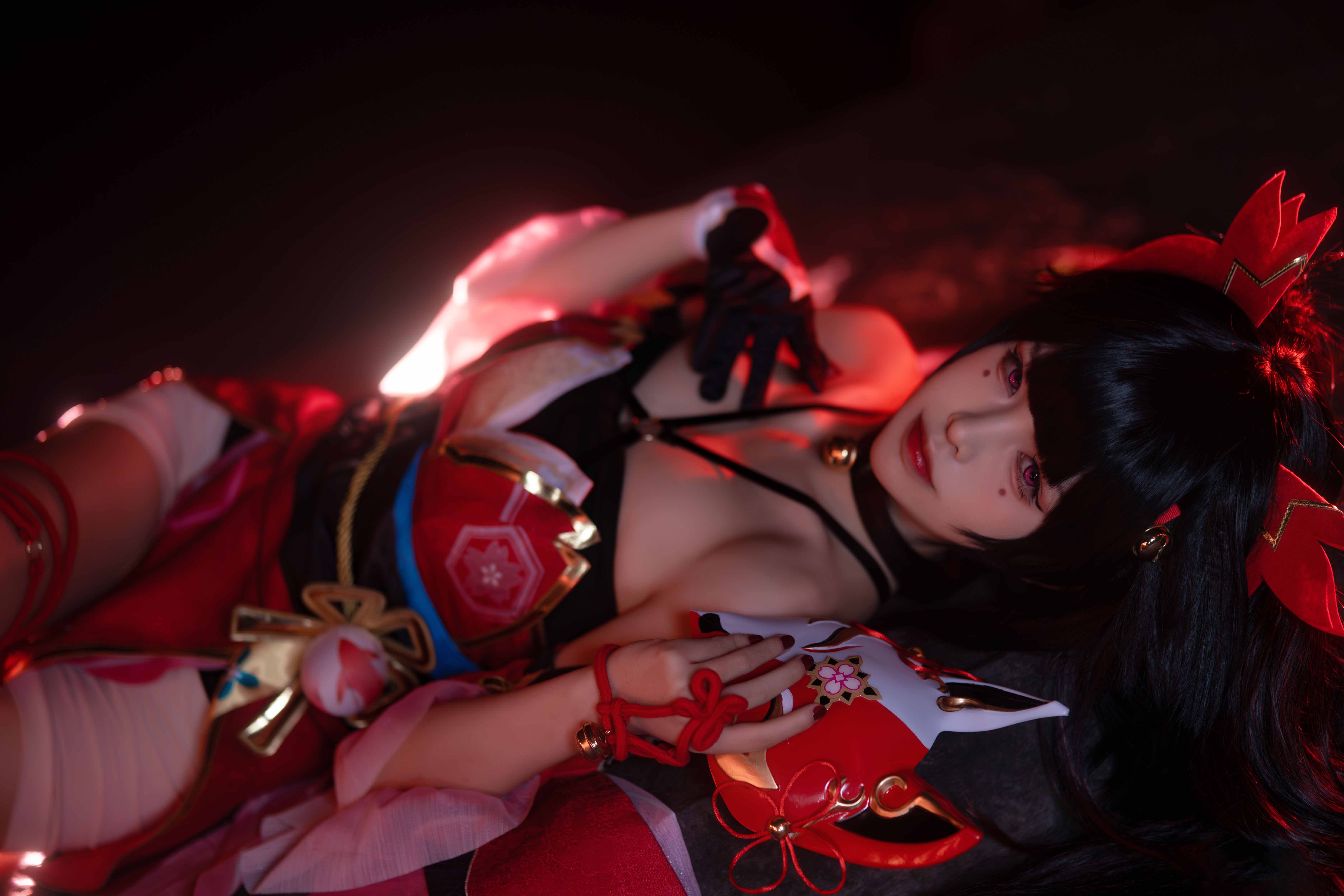 图片[2]-二次元COS分享[COSplaay]这世界像个马戏团，昼夜不停地上演着禽兽相争的滑稽戏-二次元COS分享次元吧