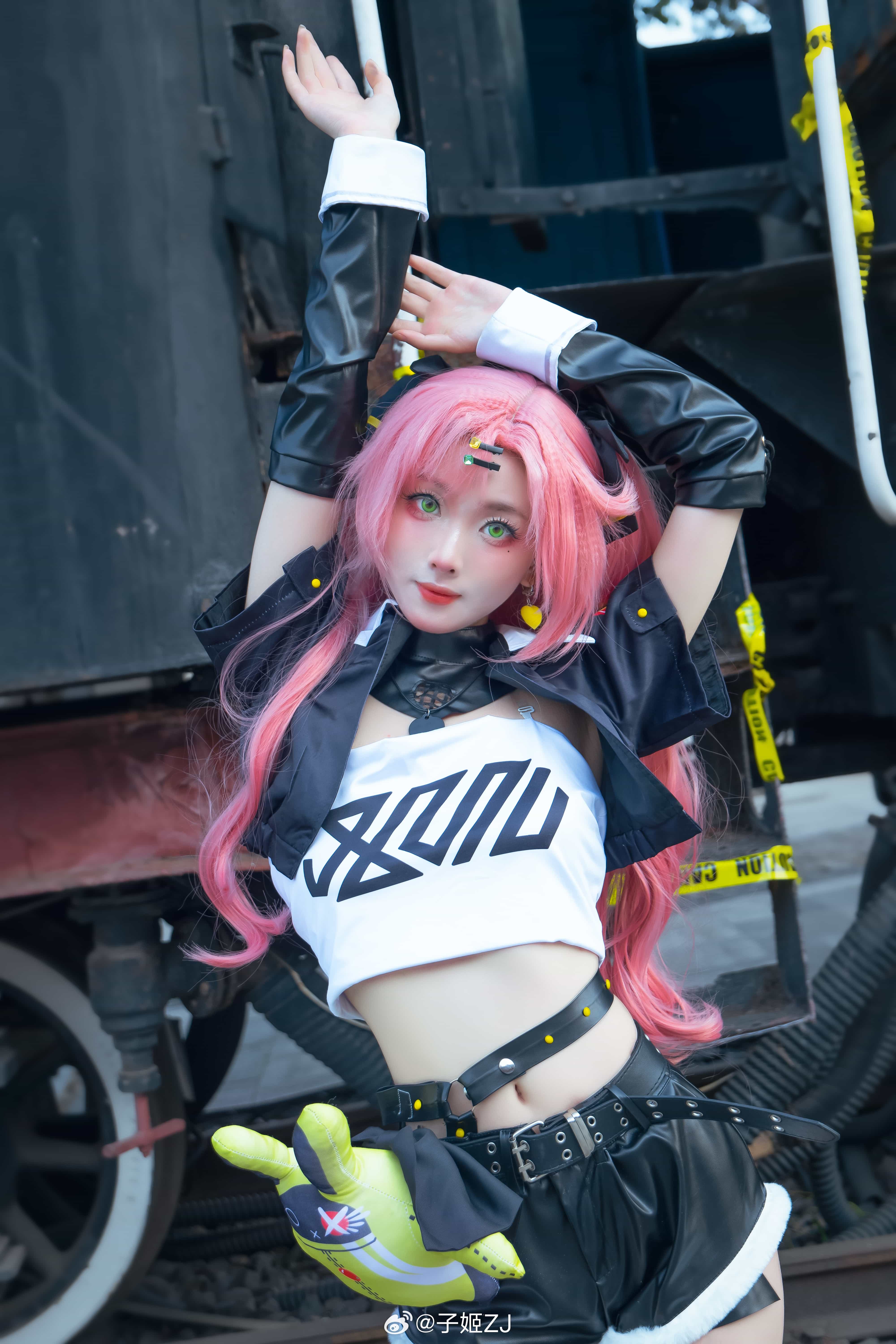 图片[2]-二次元COS分享[COSplay]委托我的话，出场费很贵的哦～ ​​​-二次元COS分享次元吧