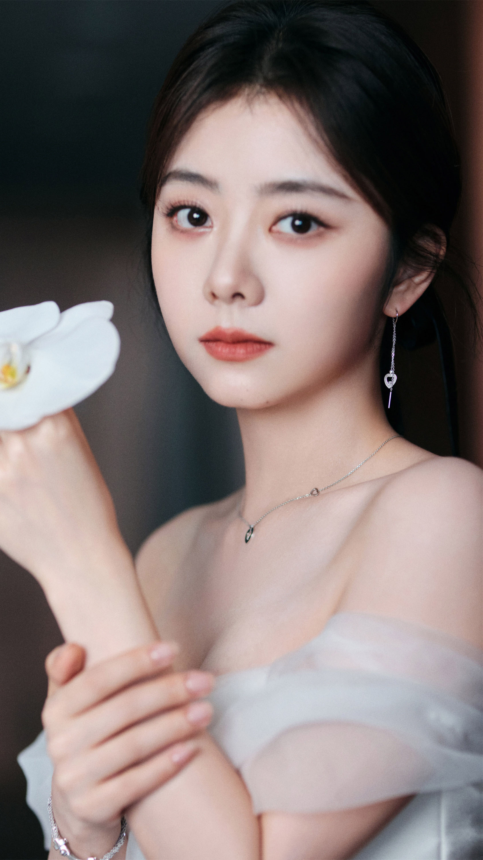 图片[5]-二次元COS分享[明星写真]谭松韵 白色抹胸裙-二次元COS分享次元吧