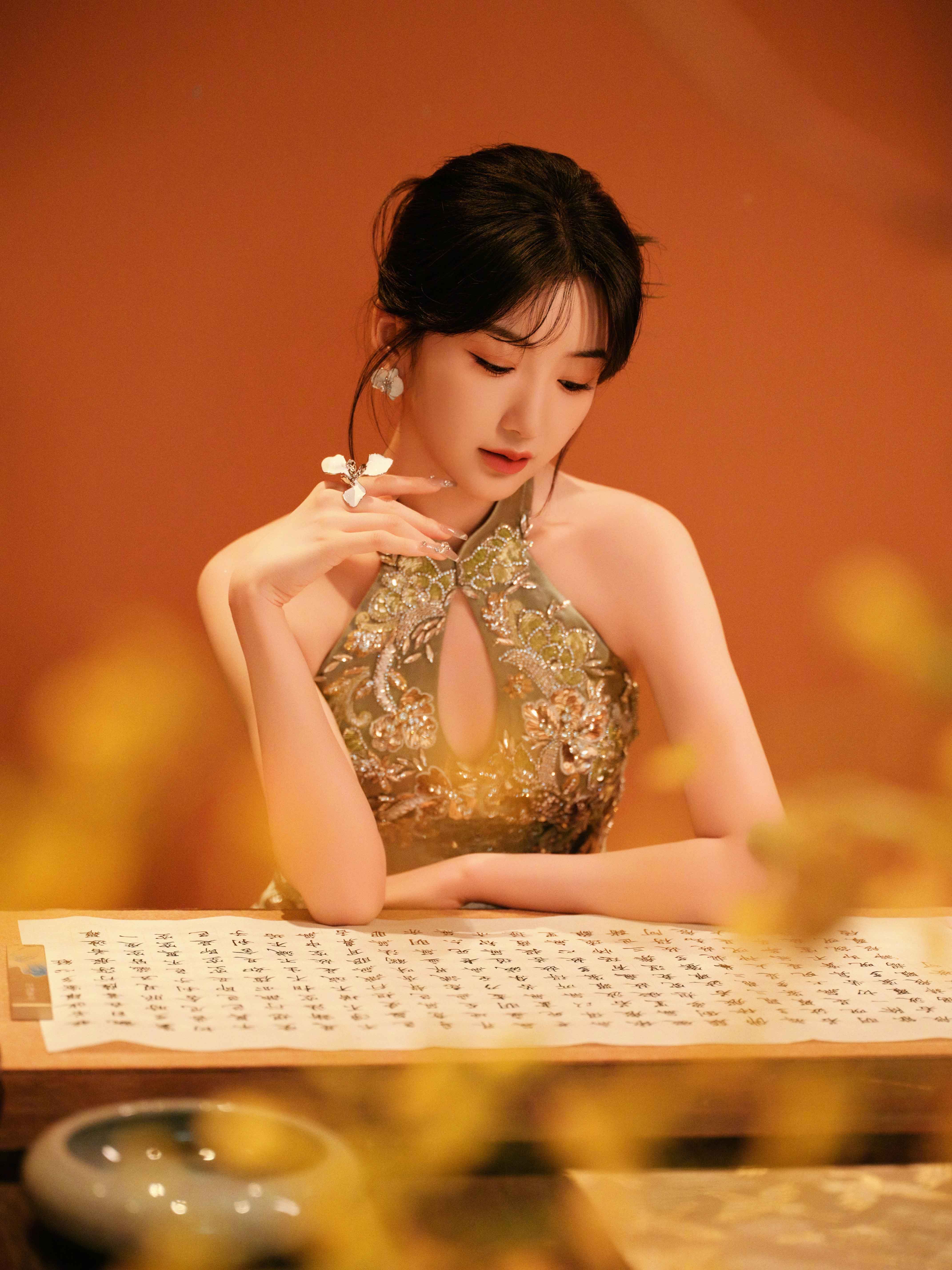 图片[9]-二次元COS分享[明星写真]毛晓彤 深V旗袍-二次元COS分享次元吧