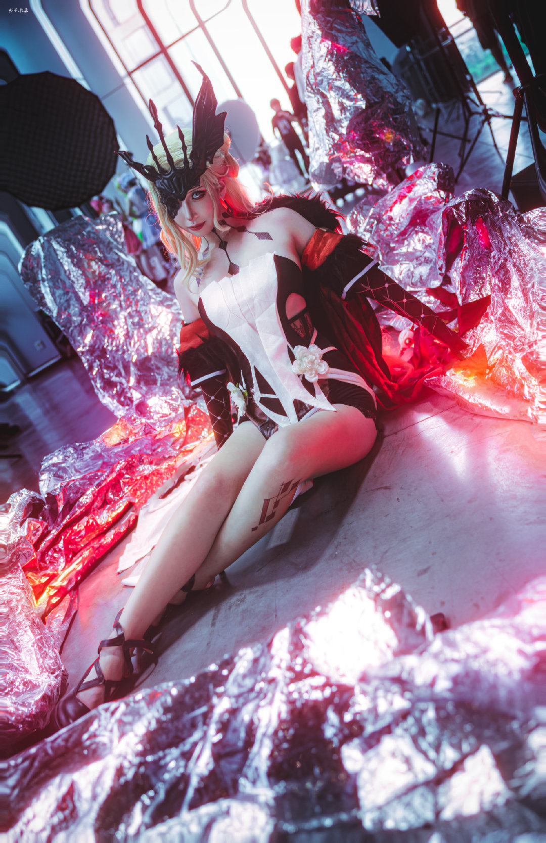 图片[4]-二次元COS分享[COSplay]原神 羅莎琳 – 你在瑟瑟发抖啊，是因为这极寒，还是恐惧呢？-二次元COS分享次元吧