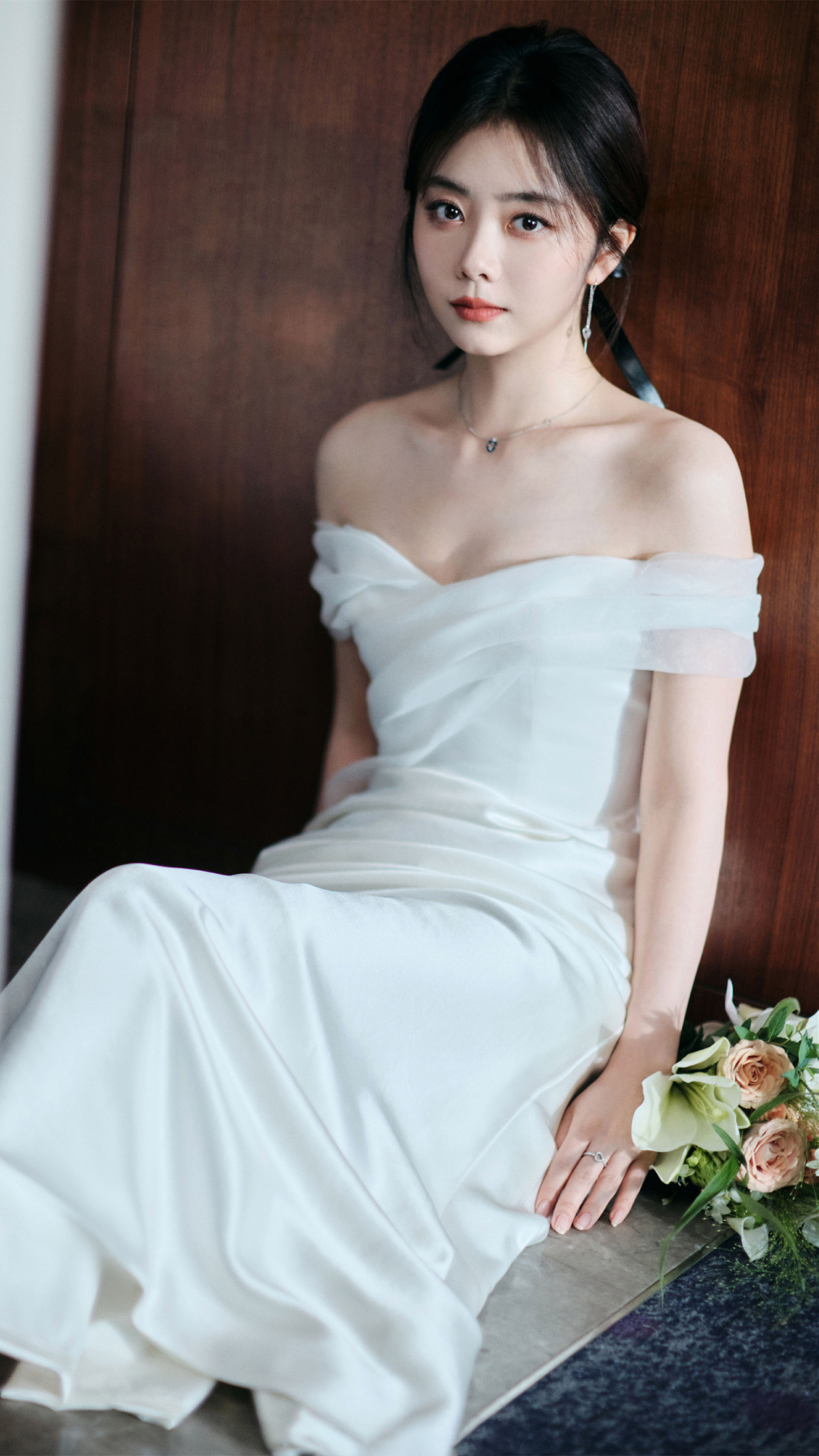 图片[2]-二次元COS分享[明星写真]谭松韵 白色抹胸裙-二次元COS分享次元吧