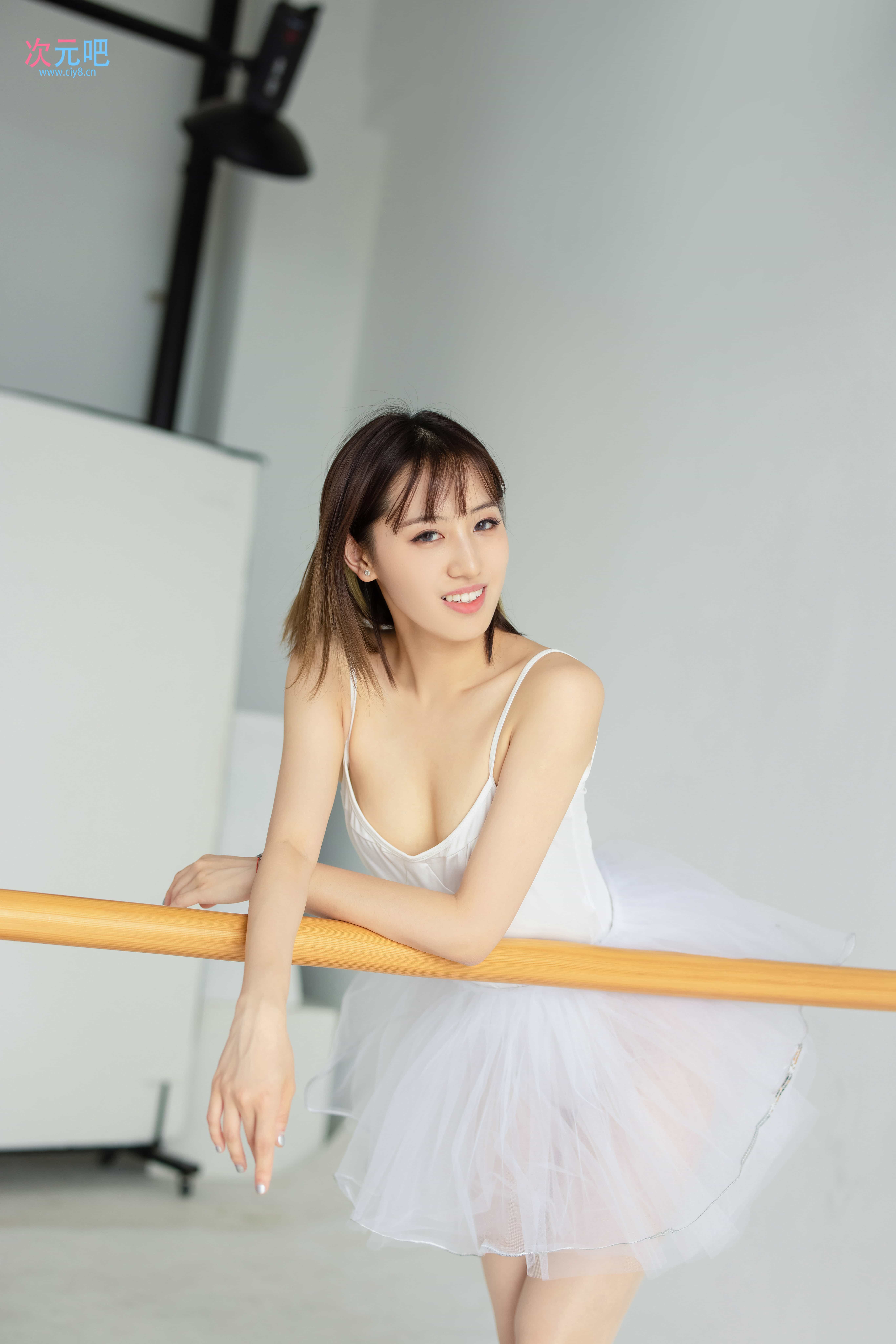 图片[1]-二次元COS分享GALLI嘉丽 – 舞蹈生日记 欣美 2-二次元COS分享次元吧