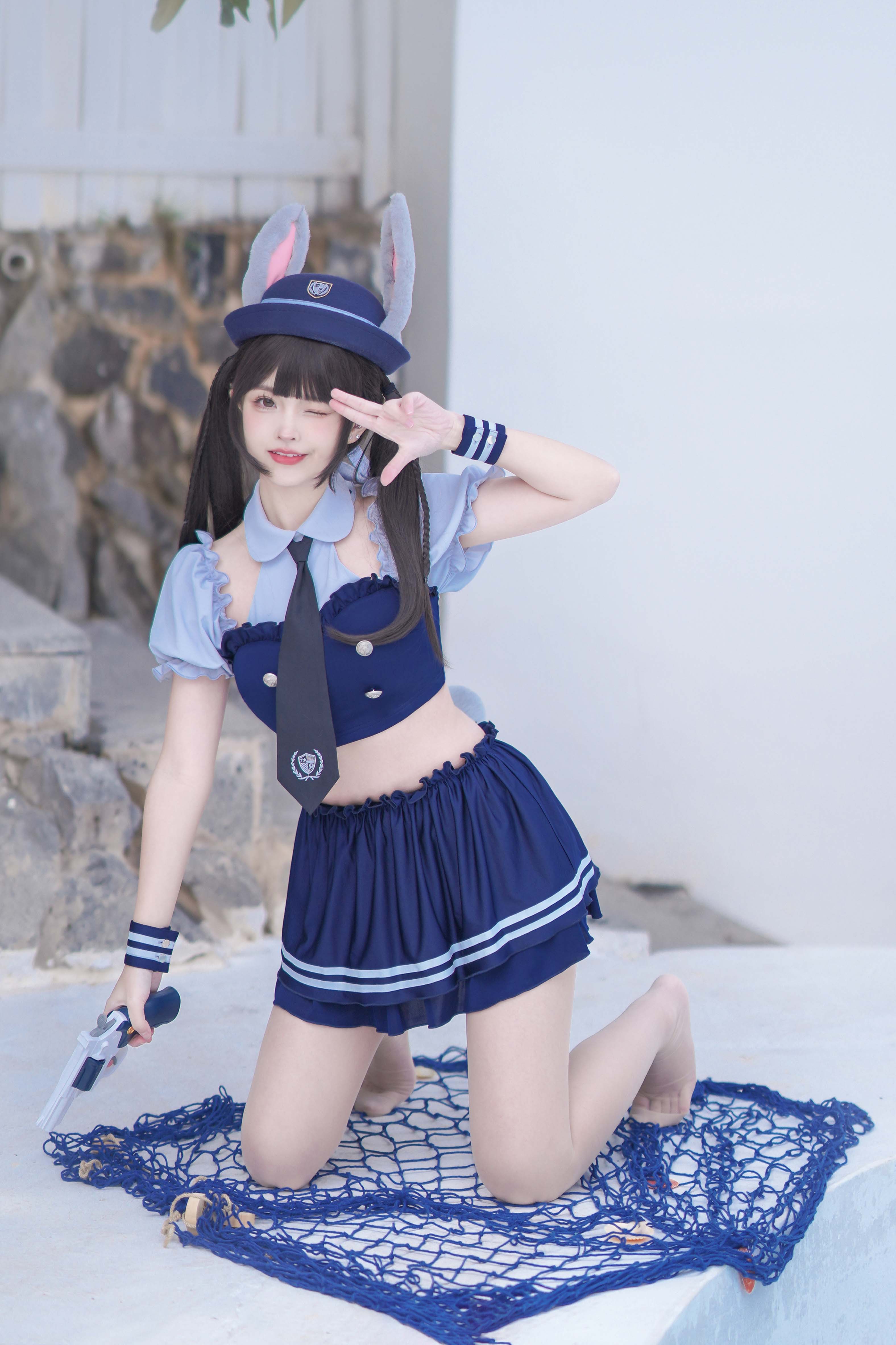 图片[1]-二次元COS分享[COSplay]疯狂动物城  兔子警官的泳衣也太好看啦！-二次元COS分享次元吧