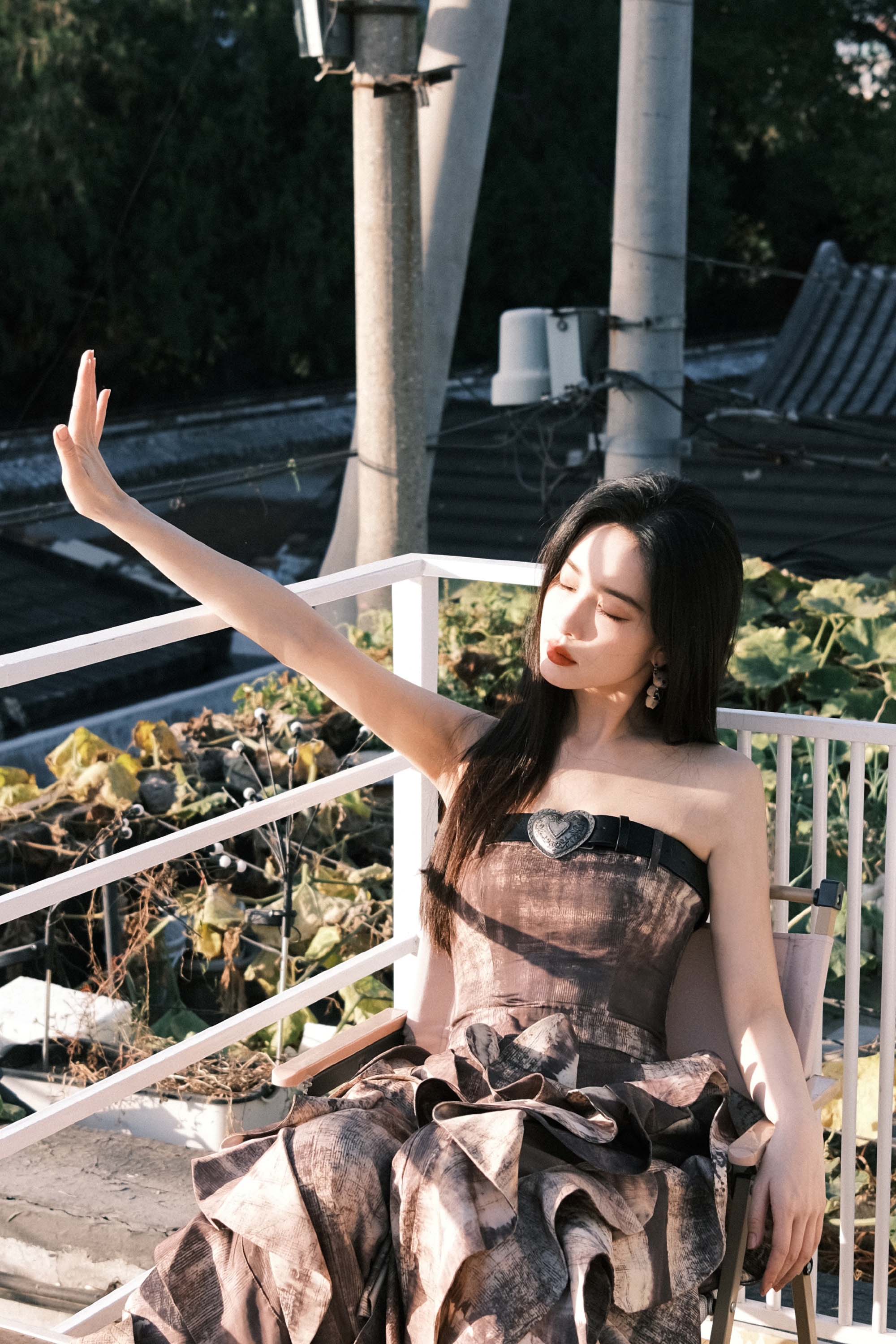 图片[8]-二次元COS分享[明星写真]孟子义以她明媚的容颜和浓烈的魅力，展现出无尽的元气与活力。-二次元COS分享次元吧